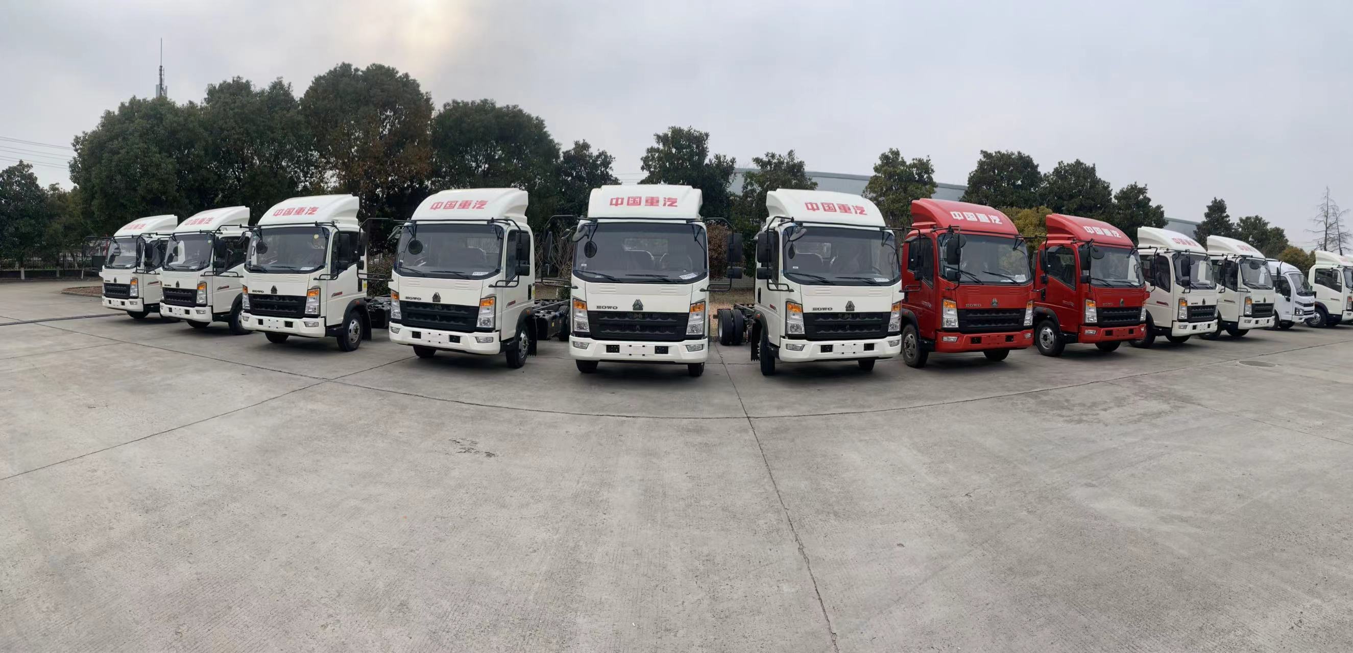 精誠合作，共創(chuàng)未來！--揚州重汽